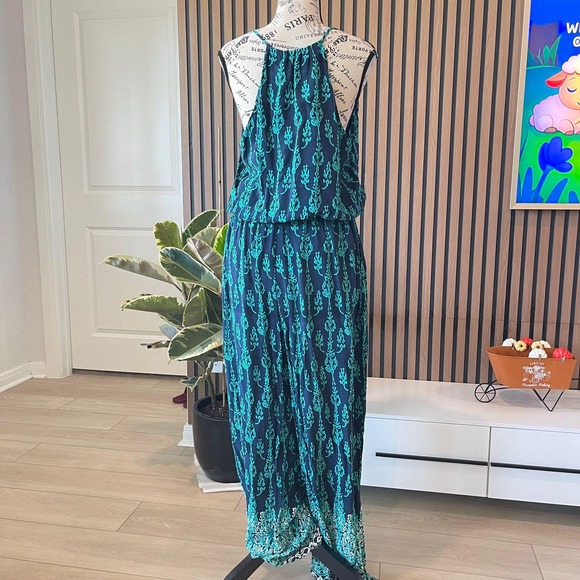 Chelsea & Violet Women's Jumpsuit Size L Sleeveless Green Blue Print Casual - Picture 3 of 11